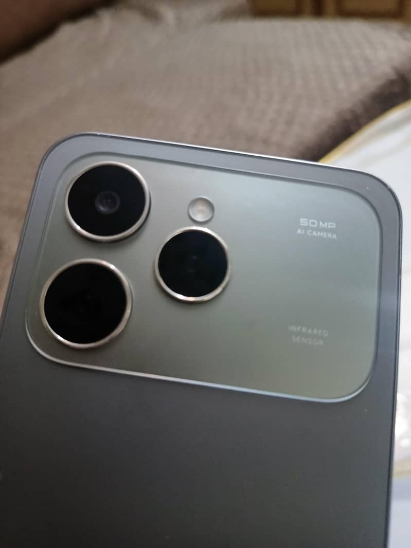 techno spark 40 2