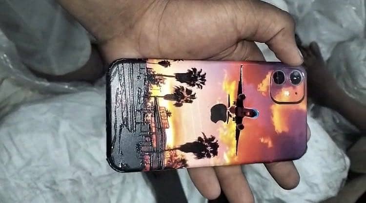 Apple iPhone 11 2