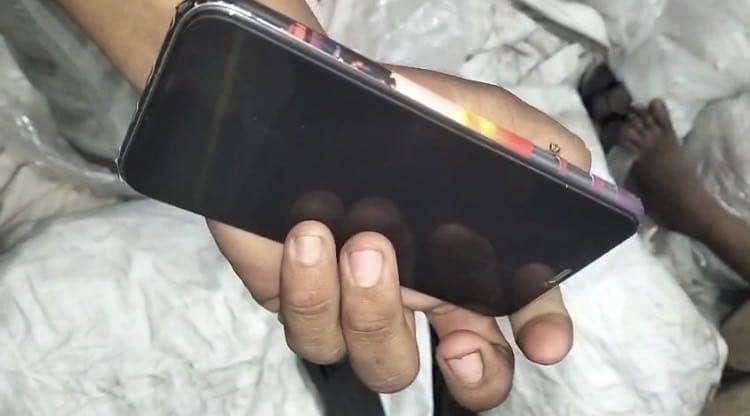 Apple iPhone 11 3