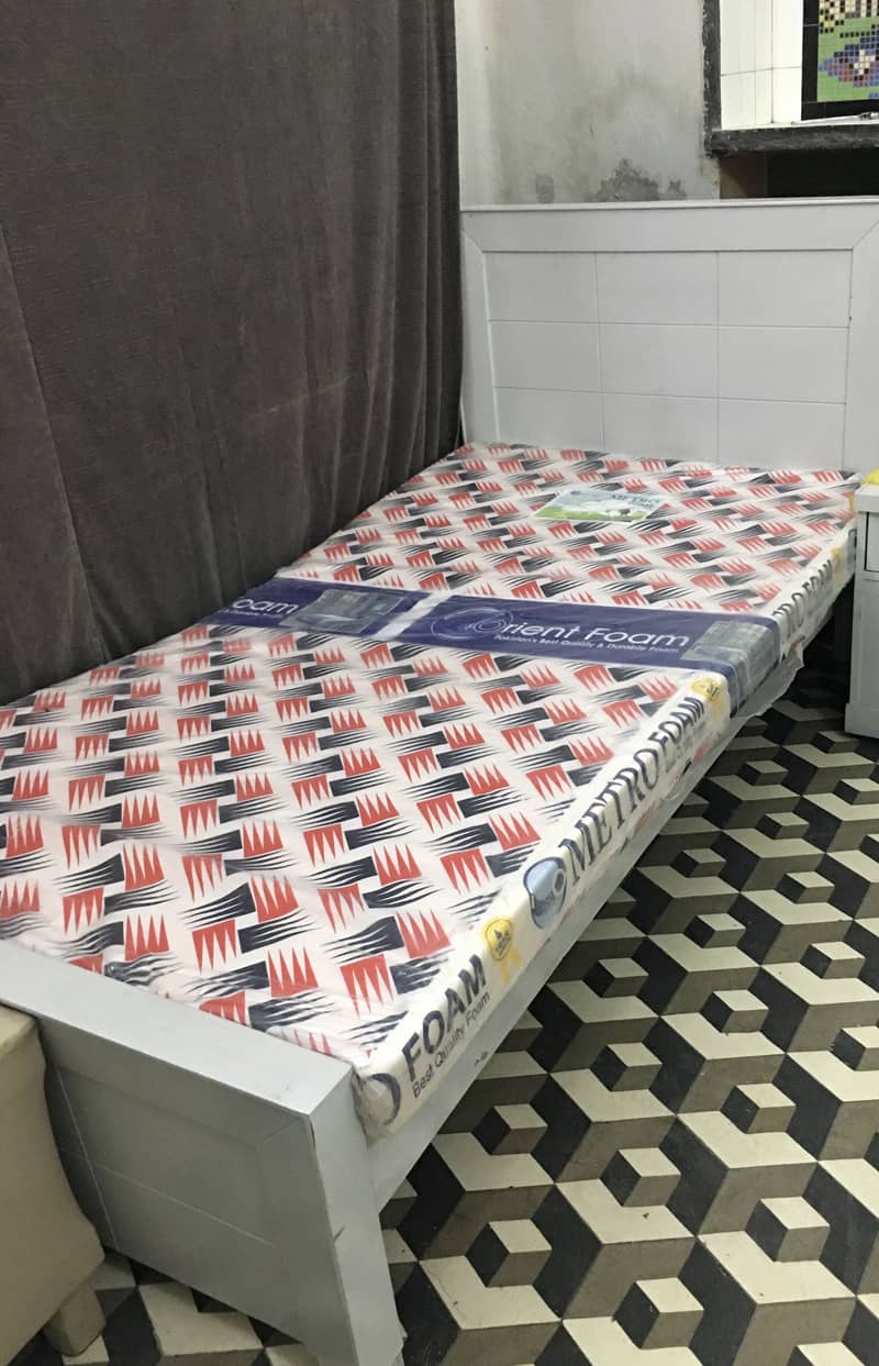 Single bed 1