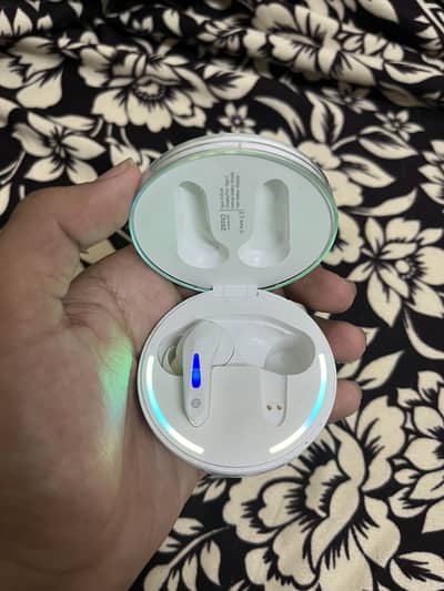Zero earbuds 900