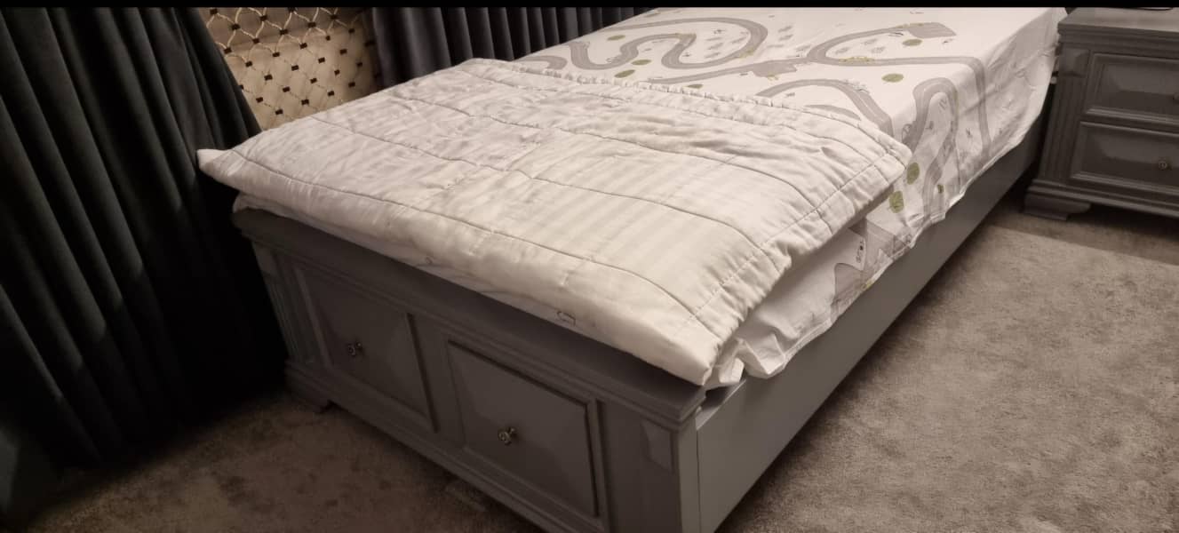 2 Single Beds + Side Table + Study Table 3