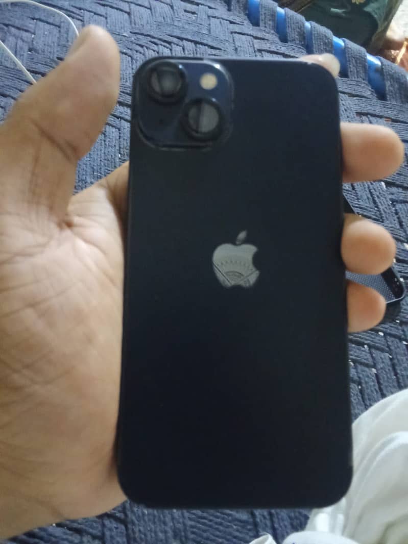 Apple iPhone 13 0