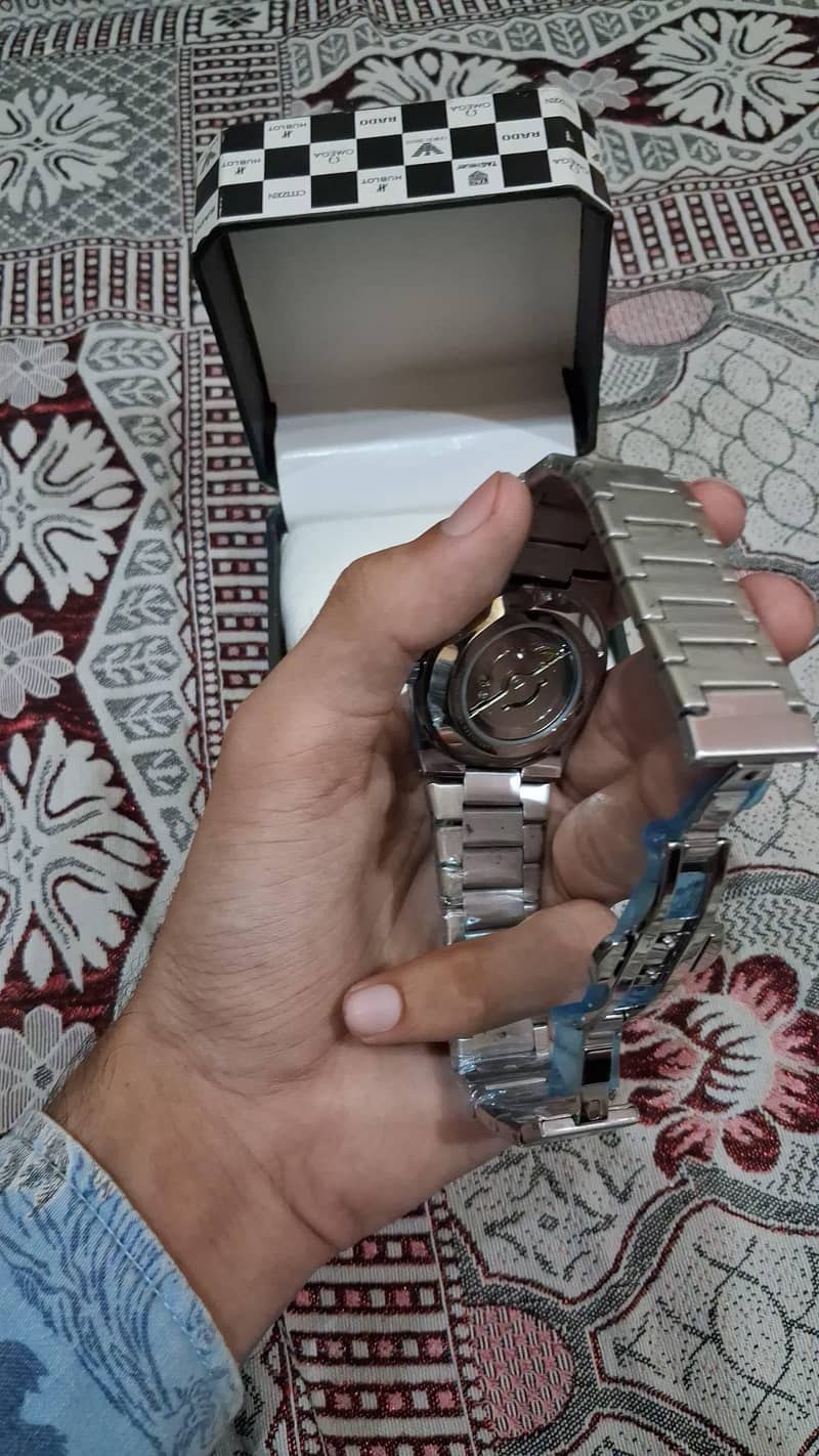 Watch 5