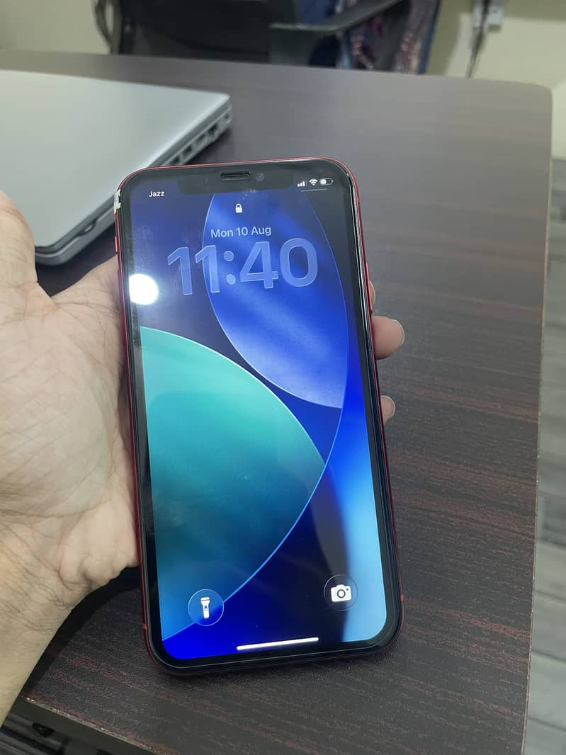 Apple iPhone 11 3