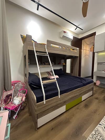 Bunker bed interwood