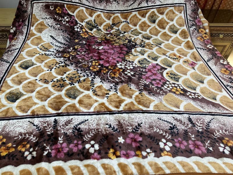 Double bed blanket 0