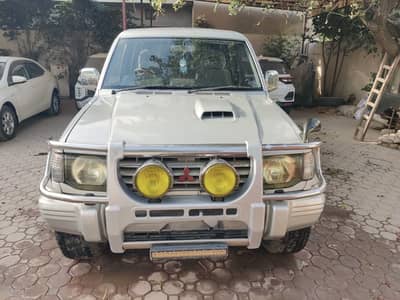 Mitsubishi Pajero 1993