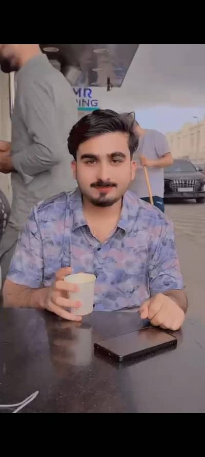 Agr kisi female ko ghr ke kaam ke liye larka chaiye +driver contact m