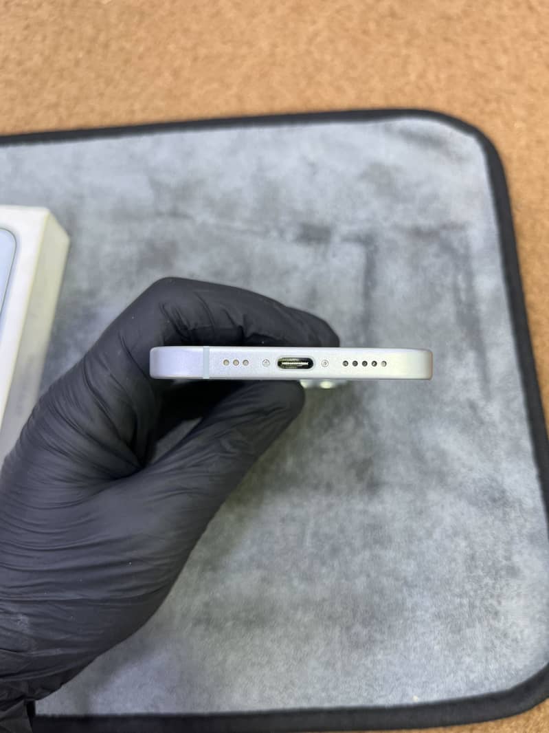 Iphone 15  PTA approved 3