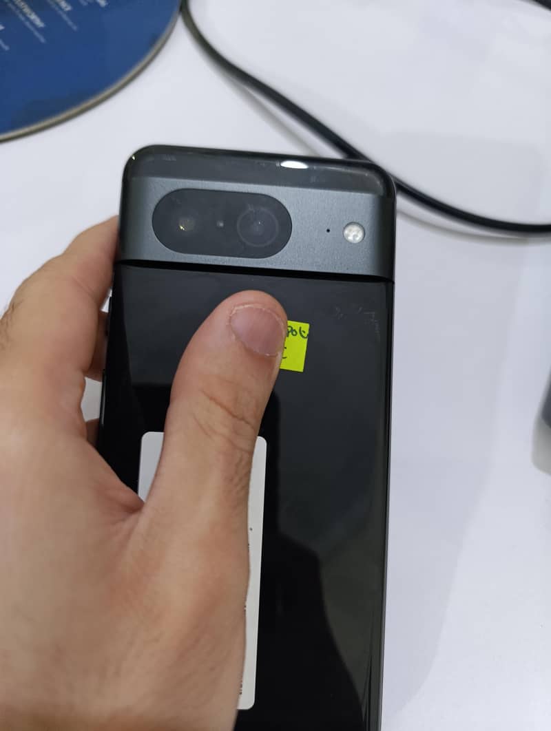 Google Pixel 8 2