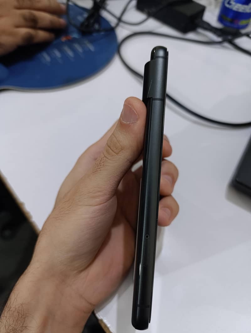 Google Pixel 8 5