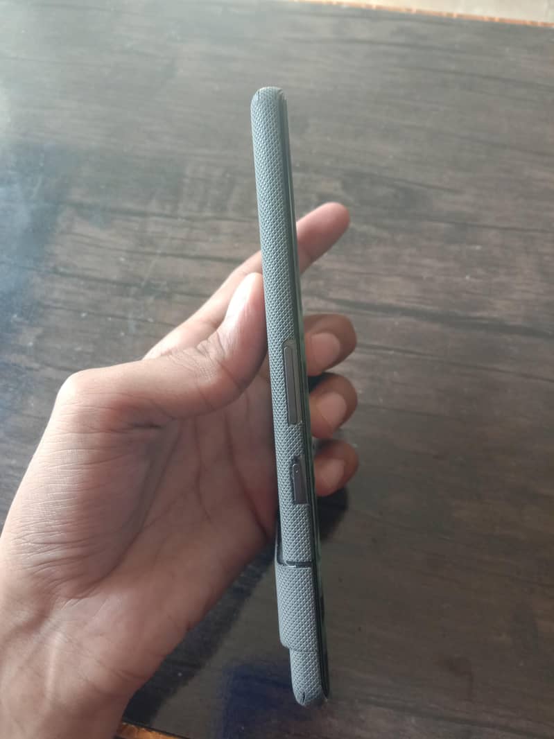 Google Pixel 7 Pro 2