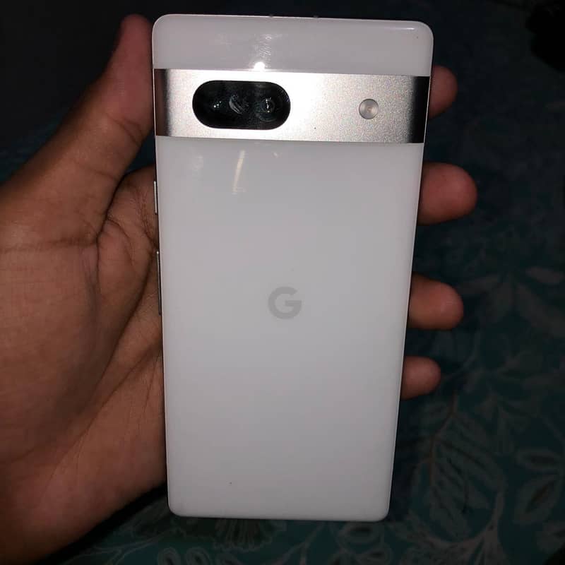 Google Pixel 7a 2