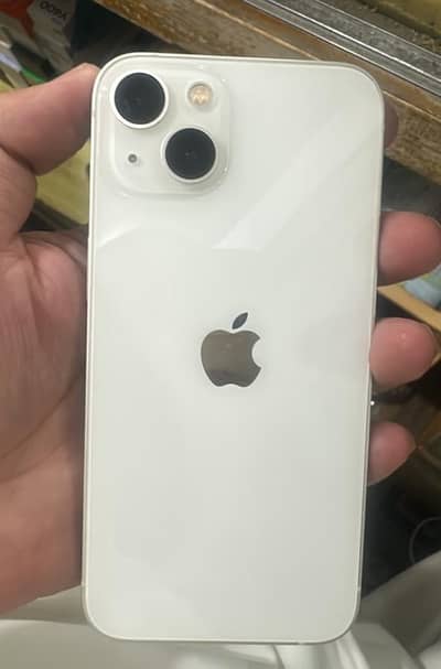 Apple iPhone 13
