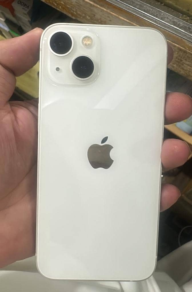 Apple iPhone 13 0