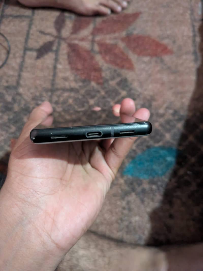 Google Pixel 6a 3