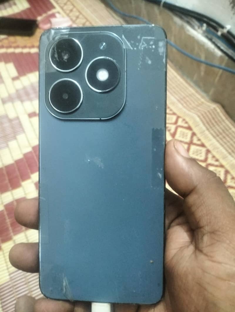 Tecno Spark 20 1
