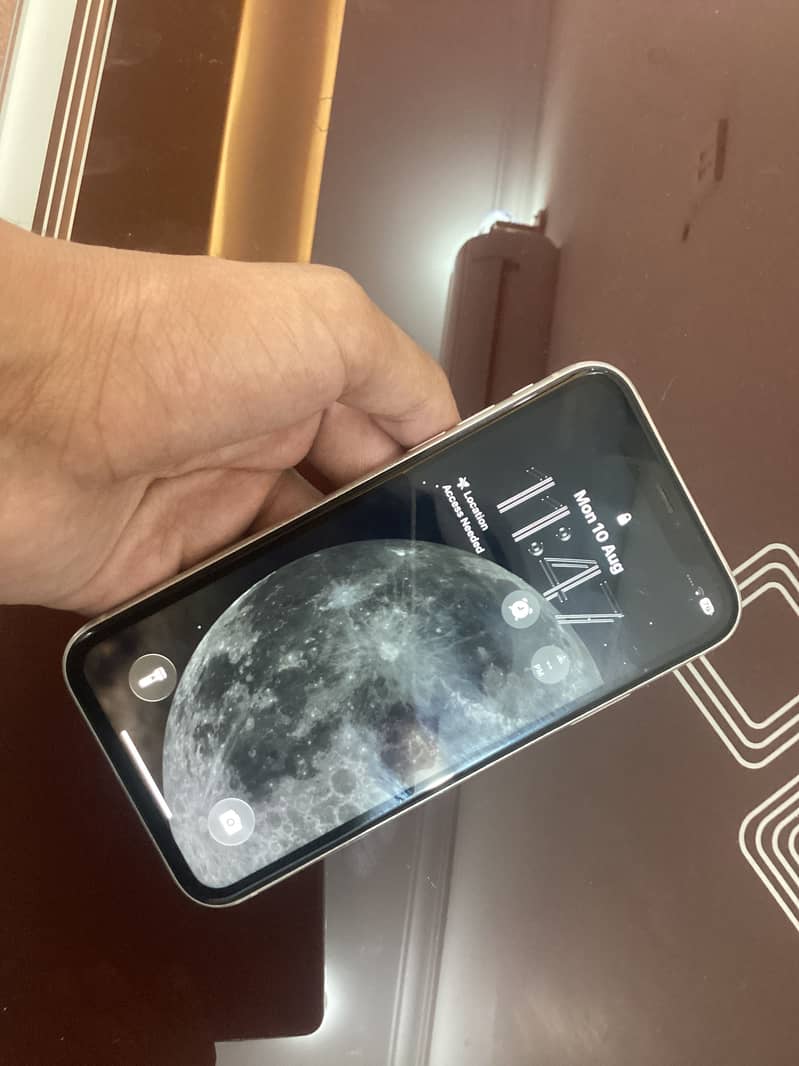 Apple iPhone 11 1