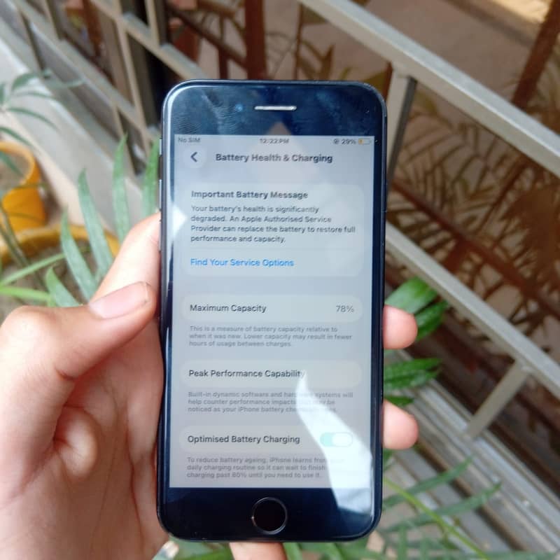 Apple iPhone SE 4