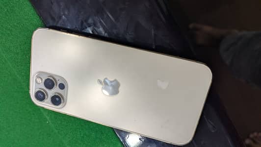 Apple iPhone 12 Pro