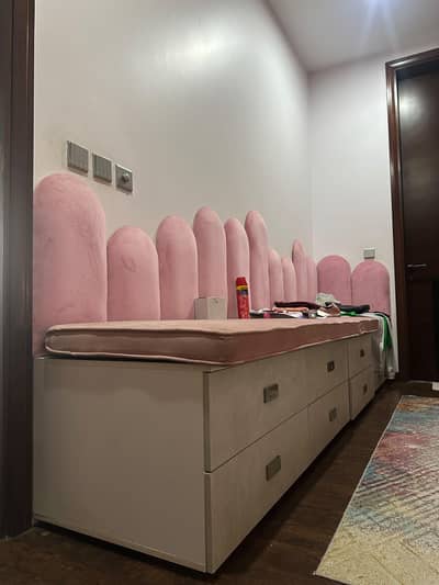 designer made 5 seaster sofa set