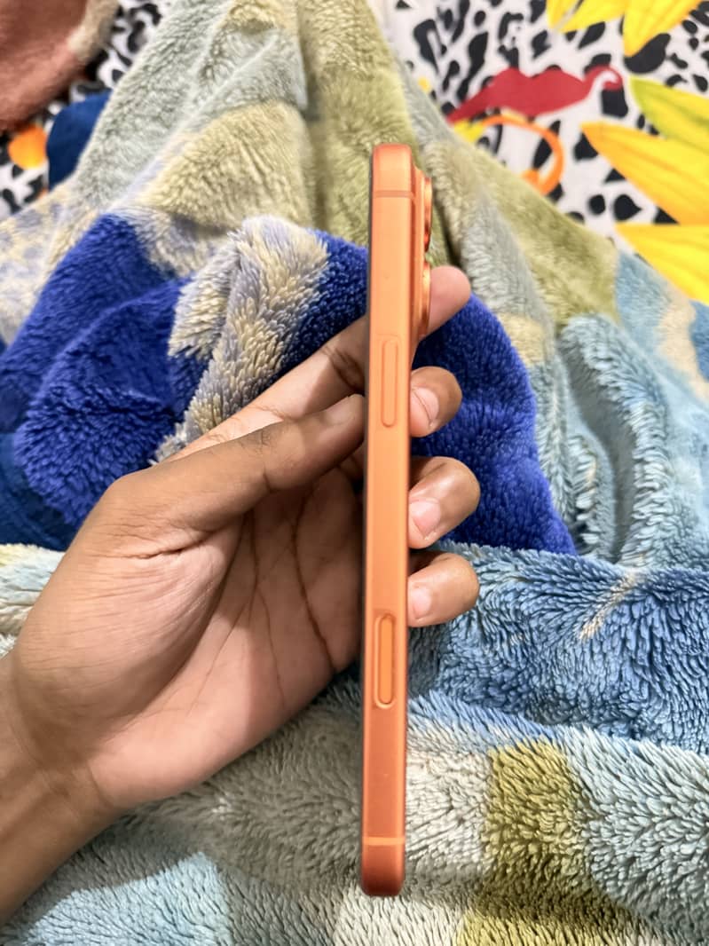 Apple iPhone 17 Pro Max 1