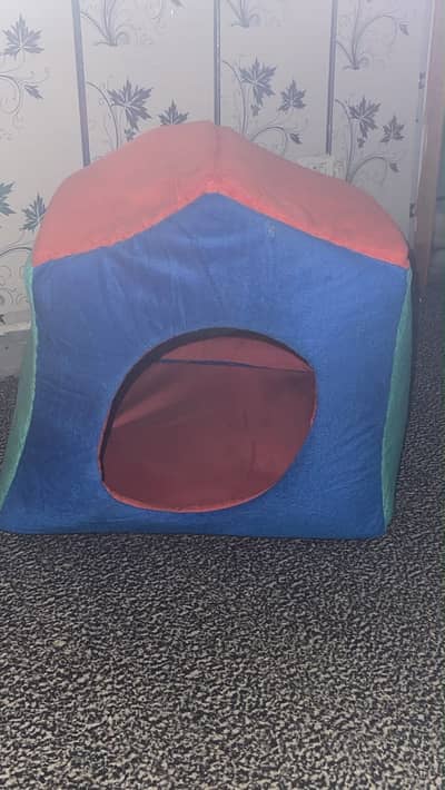 Cat house/ dog house