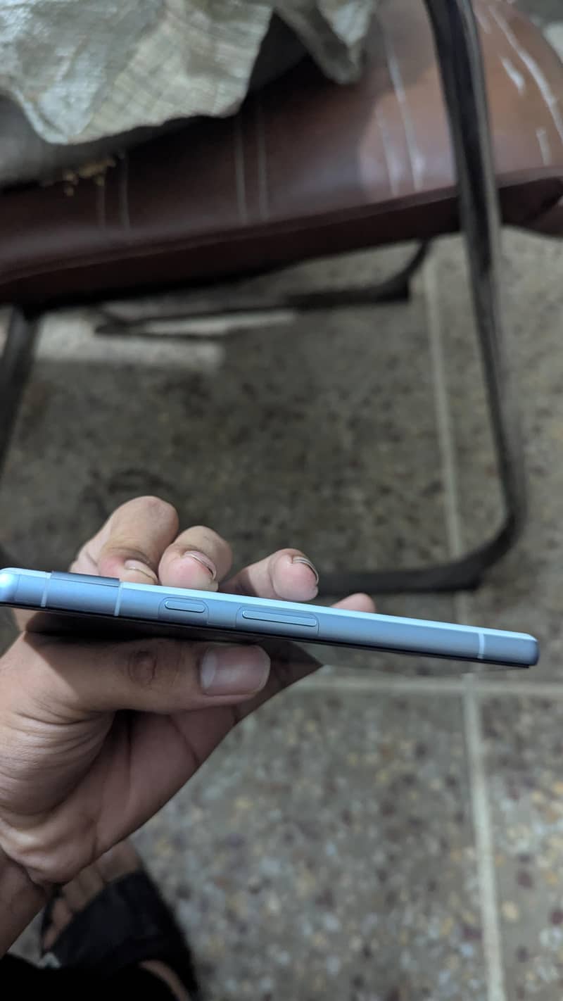 Google Pixel 7 3