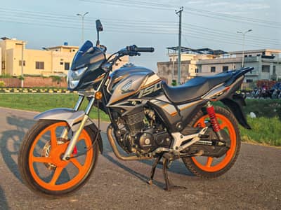 Honda CB150F