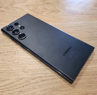 S23 Ultra 12/512 Dual Sim Official Approved 10/9.5 But Non Refurbished