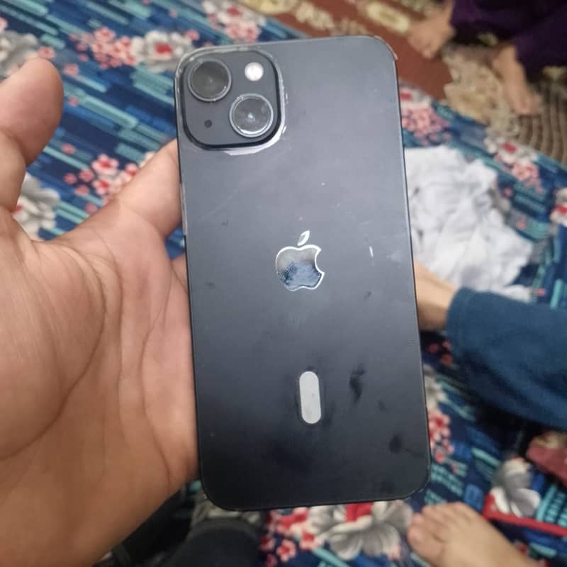 Apple iPhone 13 4