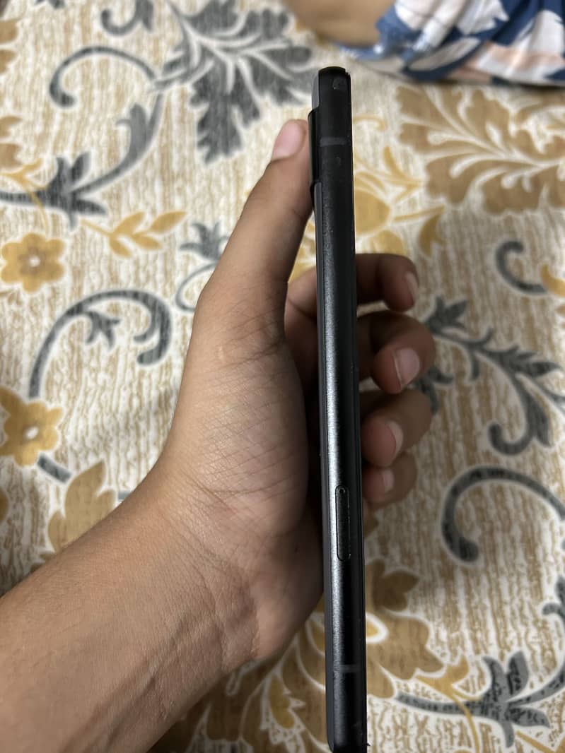 Google Pixel 6a 1