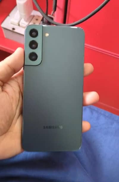 Samsung S22 plus