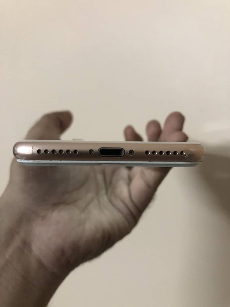 Apple iPhone 8 2