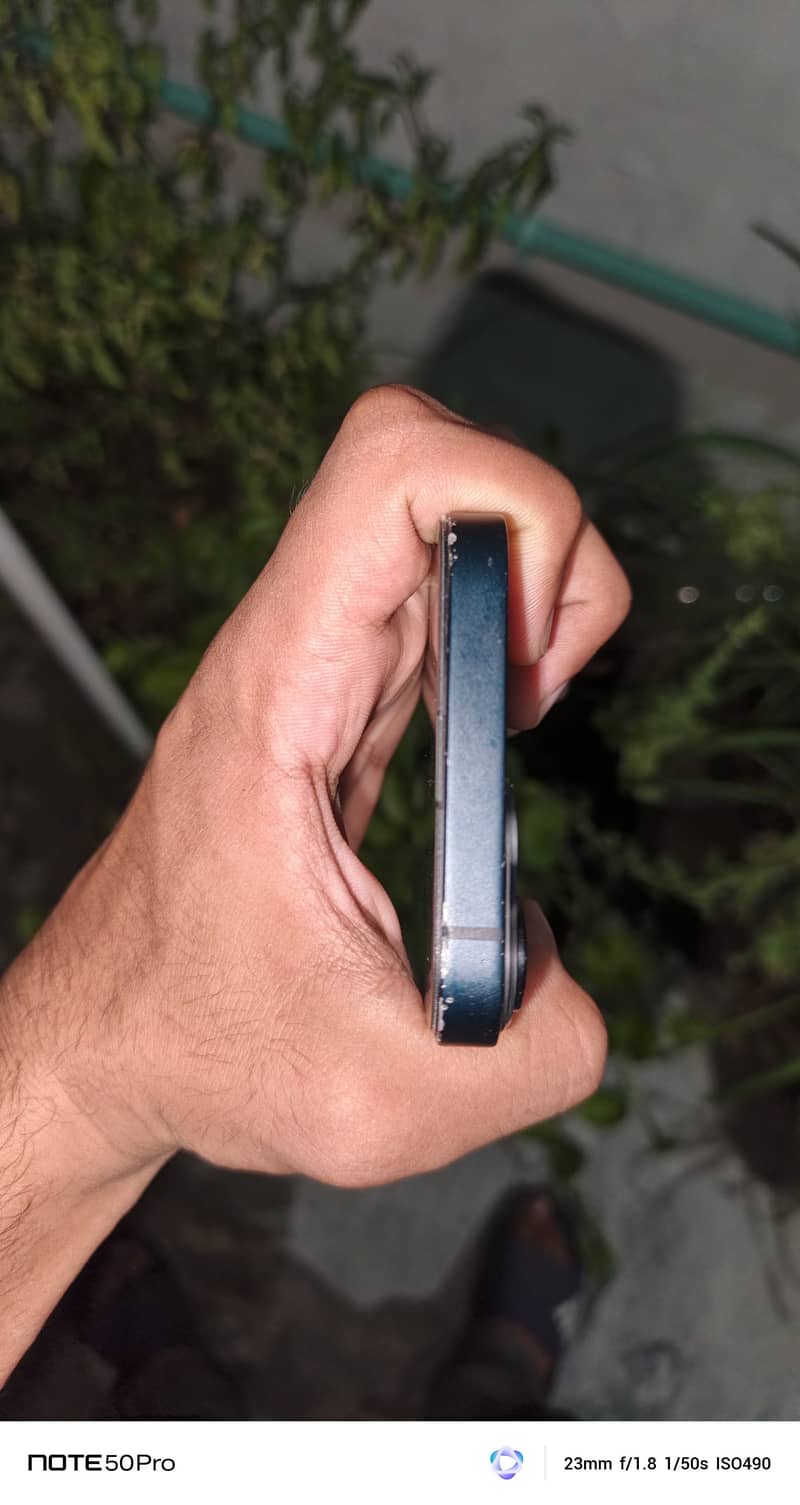 Apple iPhone 14 5