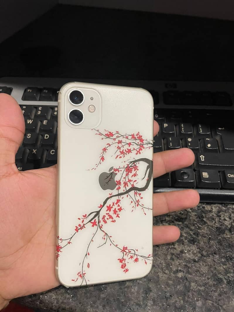 Apple iPhone 11 8