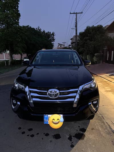 Toyota Fortuner V 2020