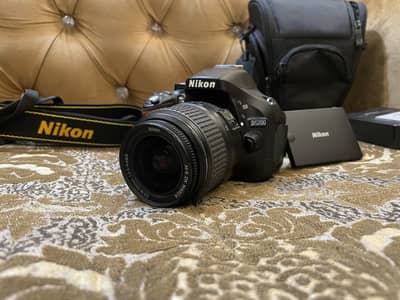 Nikon D5200