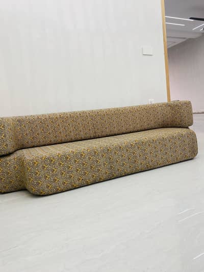 Sofa Cumbed