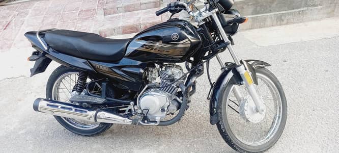 Brand new YAMAHA 125 Z,