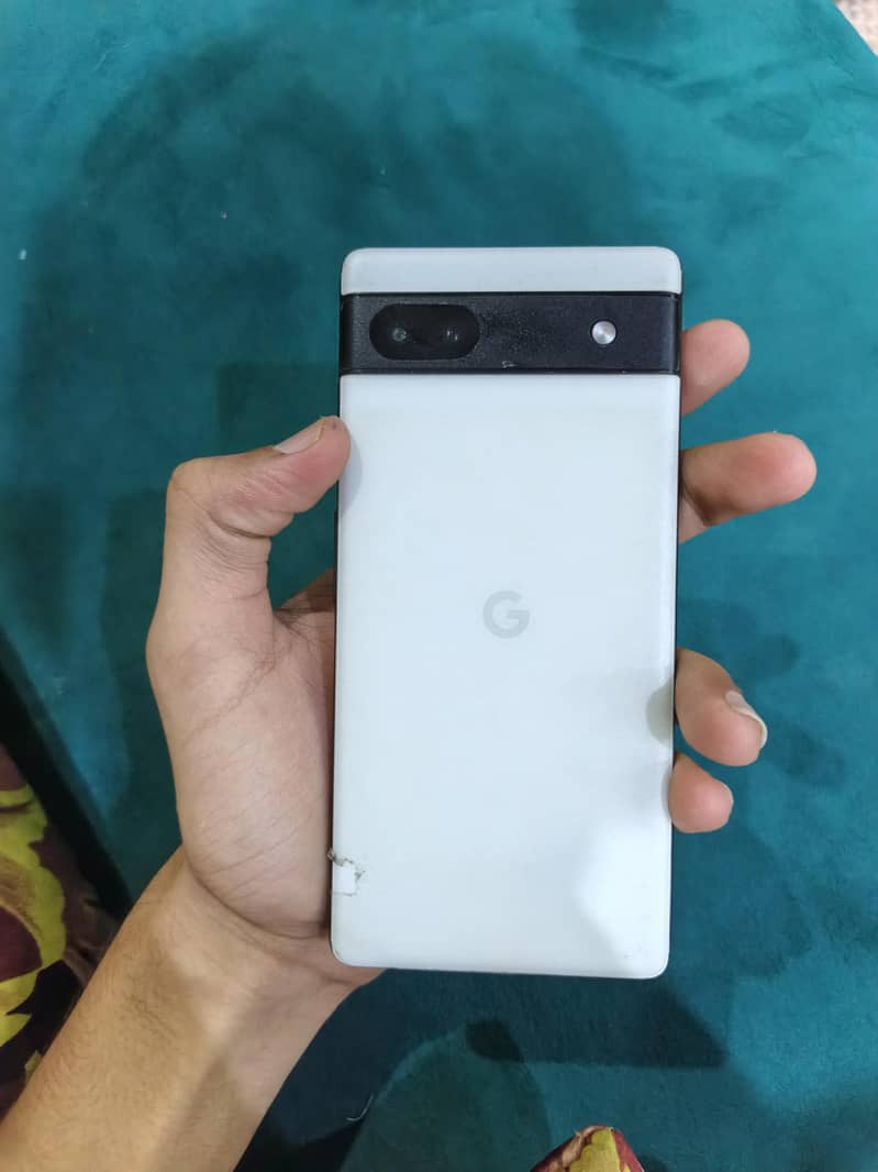 Google Pixel 6a 1