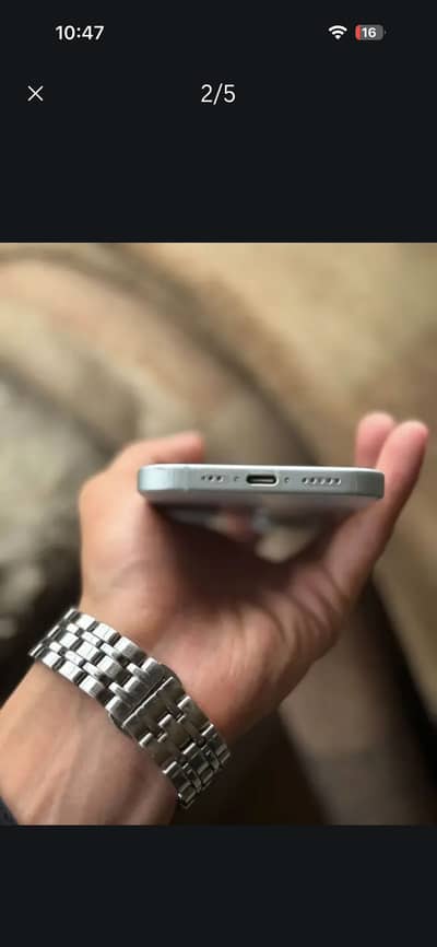 Apple iPhone 15