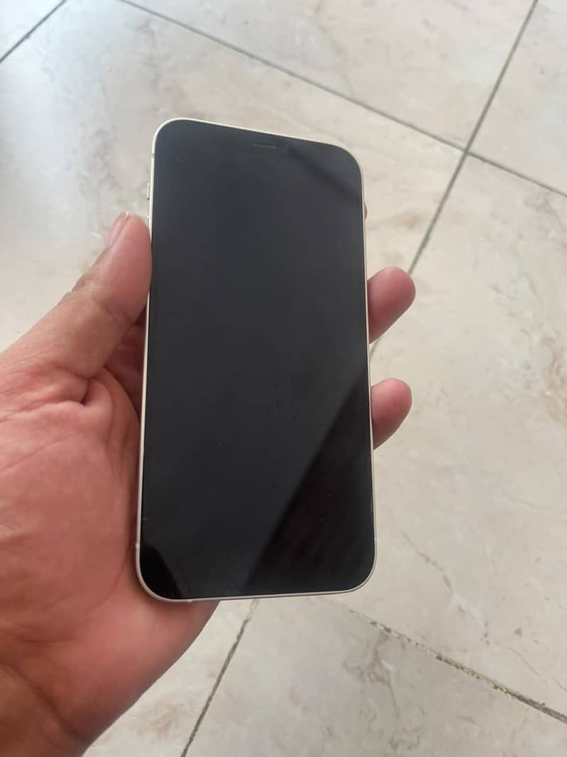 Apple iPhone 12 5