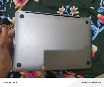 MacBook pro 2017 13 inch tuch bar