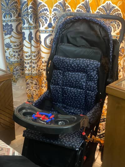 New stroller/pram never used condition 10/10