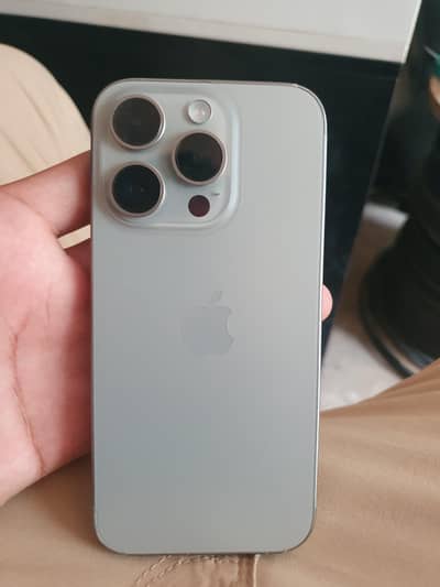 Apple iPhone 15 Pro