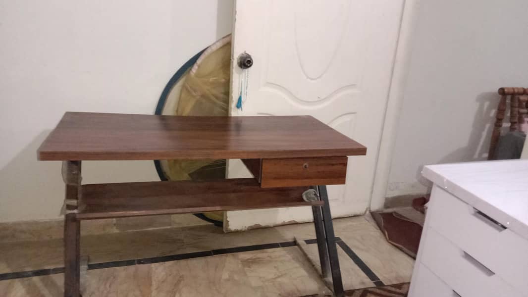 Computer table modern K shape with drawer 0