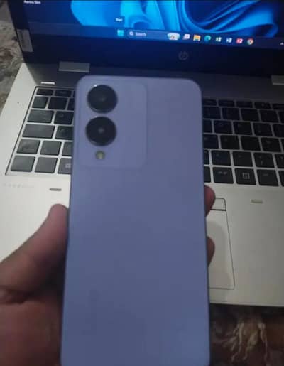 Vivo Y17s