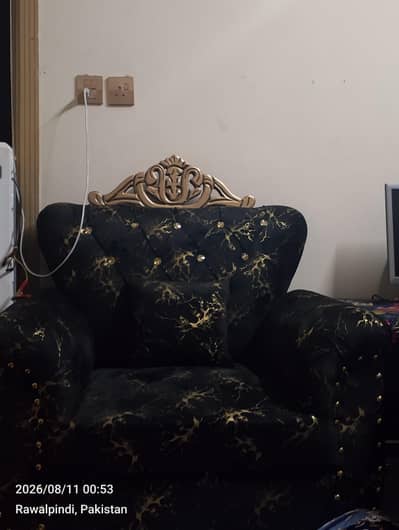 5 seater brand new sofa set urgent sale